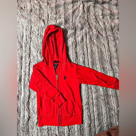 U.S. Polo Assn. Red Sweatshirt Vibrant Casual Style - Picture 2 of 7